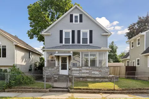 353 4th Ave S, South Saint Paul, MN 55075