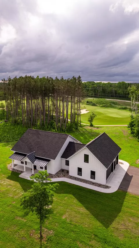 3754 St Annes Ct #701, Brainerd, MN 56401