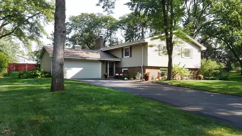 9837 Xerxes Curv S, Bloomington, MN 55431