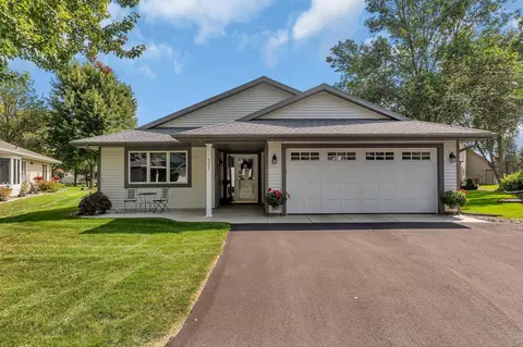 327 Waite Ave S, Saint Cloud, MN 56301