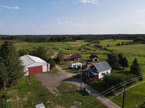 9661 Zim Rd, Forbes, MN 55738