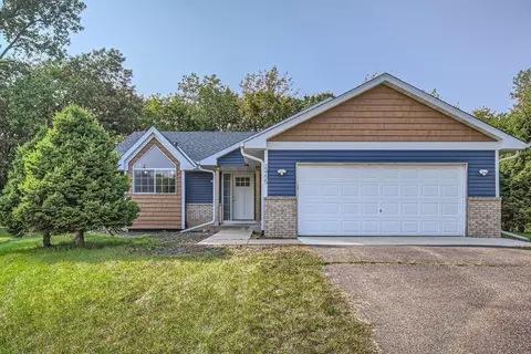 2455 Dahl Cir E, Maplewood, MN 55119
