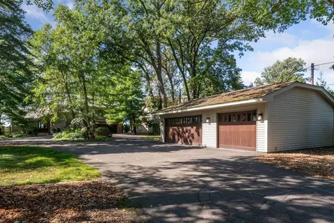 170 Wildhurst Rd, Tonka Bay, MN 55331 photo 3