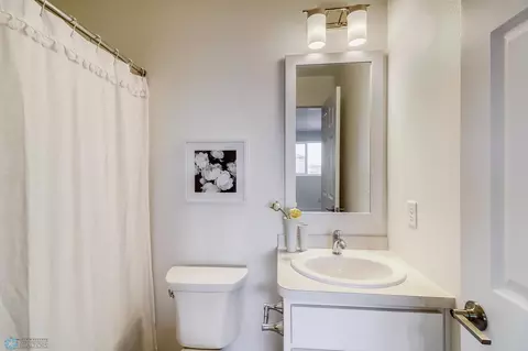 2533 Fulton Loop S, Fargo, ND 58104 photo 2
