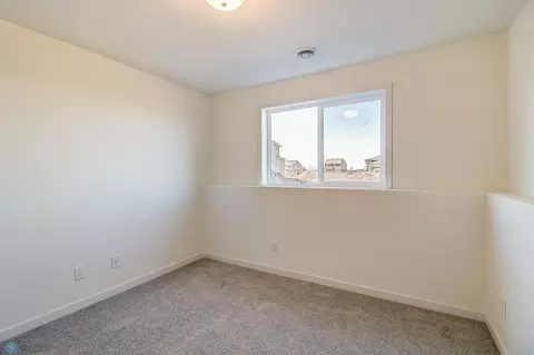 2533 Fulton Loop S, Fargo, ND 58104 photo 3