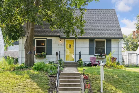 5724 James Ave S, Minneapolis, MN 55419