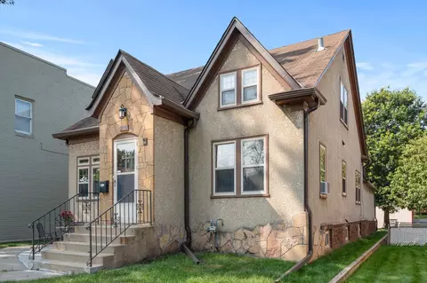 3807 Queen Ave N, Minneapolis, MN 55412