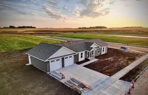 1112 Foxtail Rd, Redwood Falls, MN 56283