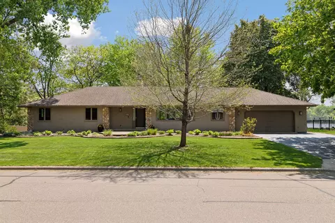 14125 Frontier Ln, Burnsville, MN 55337