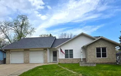 1345 Lori Ave, Detroit Lakes, MN 56501