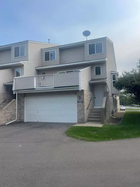 5456 Upper 183rd St W #33, Farmington, MN 55024