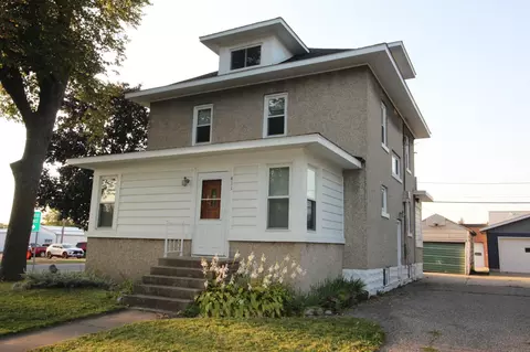 411 W Adams St, Arlington, MN 55307