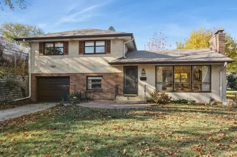 401 Johnson Pkwy, Saint Paul, MN 55106