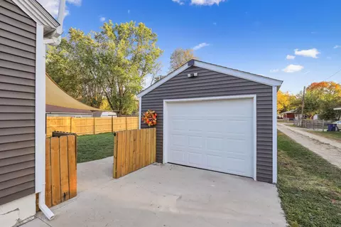 829 2nd St SW, Faribault, MN 55021 photo 25