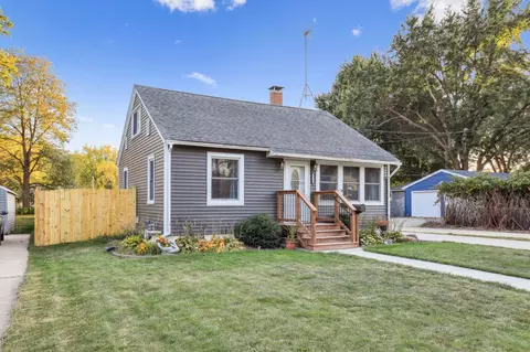 829 2nd St SW, Faribault, MN 55021 photo 2