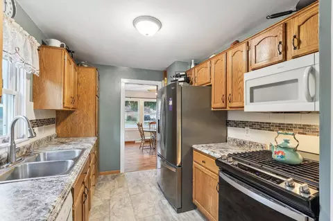 829 2nd St SW, Faribault, MN 55021 photo 11