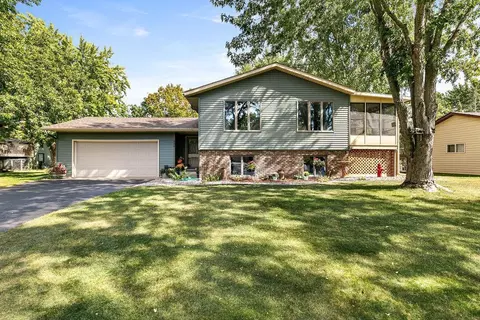 108 8th Ave SE, Saint Joseph, MN 56374