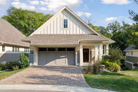 3237 Shadywood Cir, Minnetrista, MN 55331