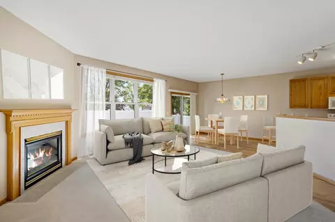 14570 Bloomfield Pl, Rosemount, MN 55068