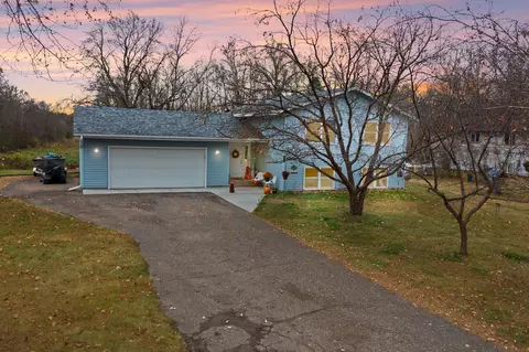 4383 E Viking Ct, Wyoming, MN 55092