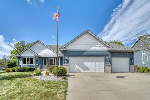 4265 Deerwood Ln N, Plymouth, MN 55441