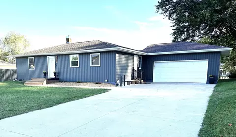 1395 County 25, La Crescent, MN 55947