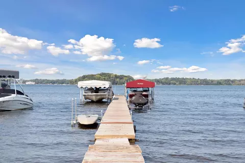 2697 Arbor Dr, White Bear Township, MN 55110