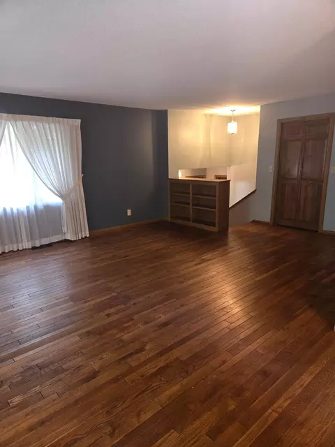 1004 Pleasant View Dr SE, Willmar, MN 56201 photo 7
