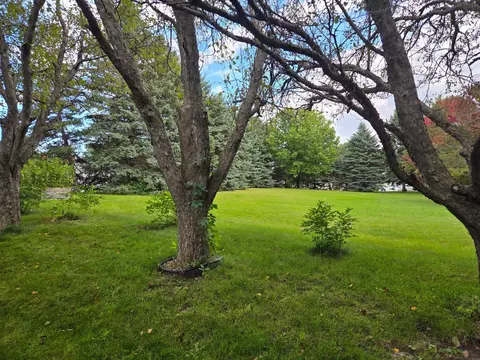 1004 Pleasant View Dr SE, Willmar, MN 56201 photo 5