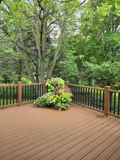 1004 Pleasant View Dr SE, Willmar, MN 56201 photo 3