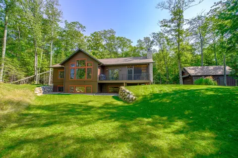 46845 Twin Pines Ln, Cable, WI 54821