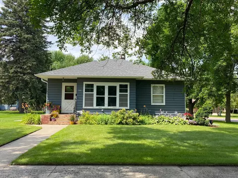 502 17th St S, Benson, MN 56215