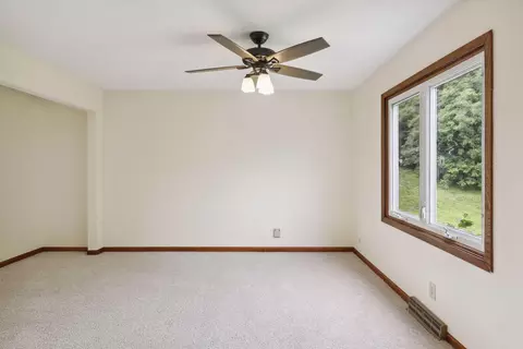 1379 Jurdy Rd, Eagan, MN 55121 photo 13