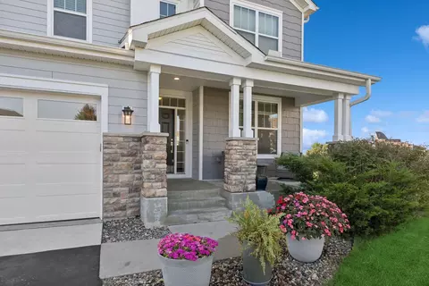 19735 Hazel Nut Ct, Lakeville, MN 55044