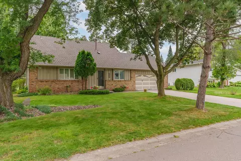 508 Edgewood Ave, Stillwater, MN 55082