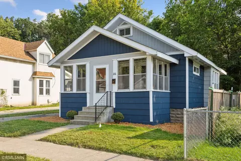 216 Curtice St E, Saint Paul, MN 55107