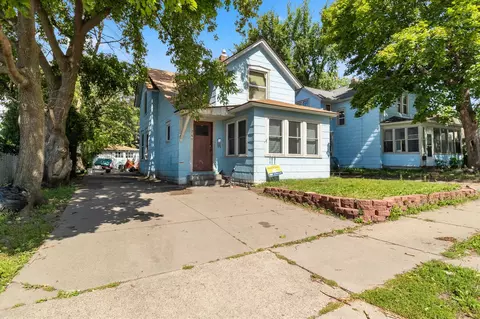 749 Bush Ave, Saint Paul, MN 55106