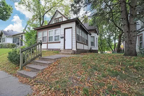804 31st Ave N, Minneapolis, MN 55411