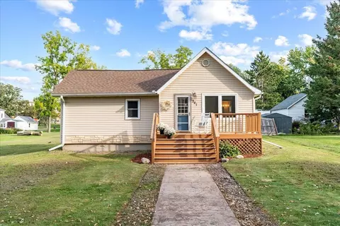 341 7th Ave, Clear Lake, WI 54005