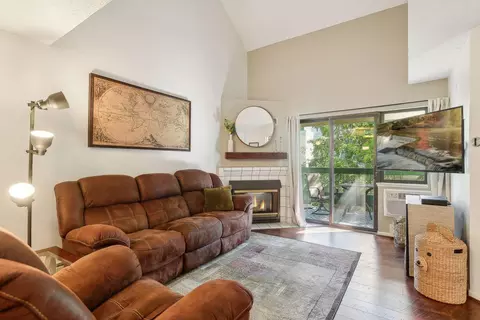 7609 Edinborough Way #4313, Edina, MN 55435