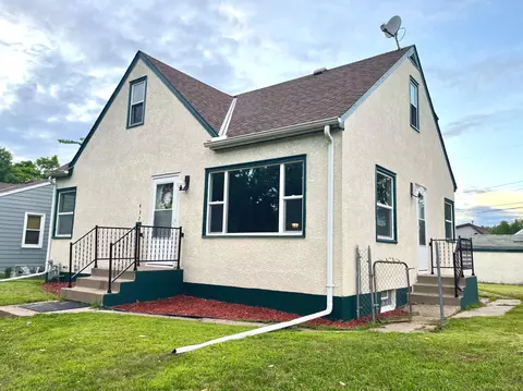 437 Rose Ave E, Saint Paul, MN 55130