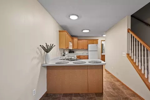 2083 Willow Cir, Hugo, MN 55038 photo 13