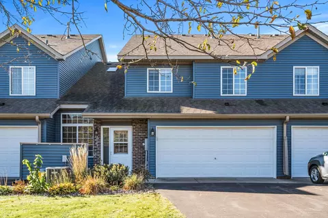 2083 Willow Cir, Hugo, MN 55038