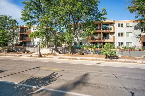 3540 Hennepin Ave #207, Minneapolis, MN 55408