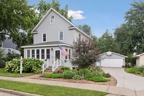 506 E 3rd St, New Richmond, WI 54017