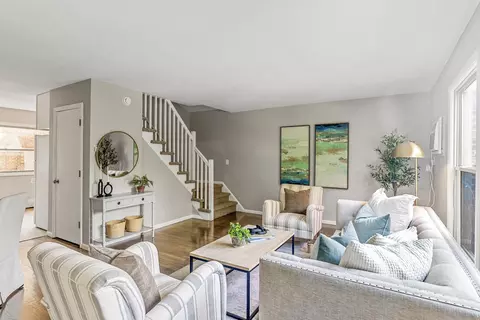 2140 14th St NW #3, New Brighton, MN 55112