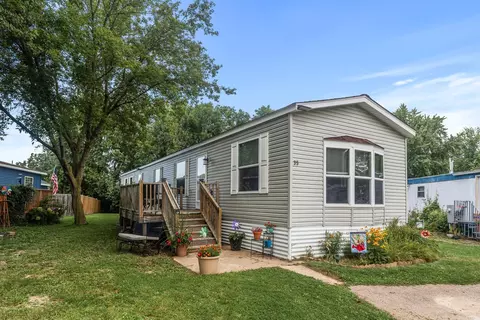 35 Riverside Terrace Dr, Watertown, MN 55388