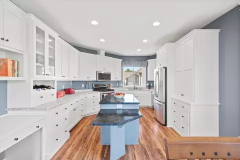 23083 Eidelweiss St NW, Saint Francis, MN 55070