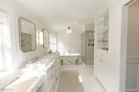 Bath - 1254 2nd St N, Fargo, ND 58102 photo 5 of 11