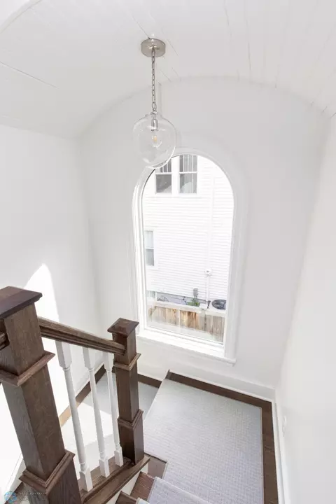 Entry Way - 1254 2nd St N, Fargo, ND 58102 photo 2 of 5